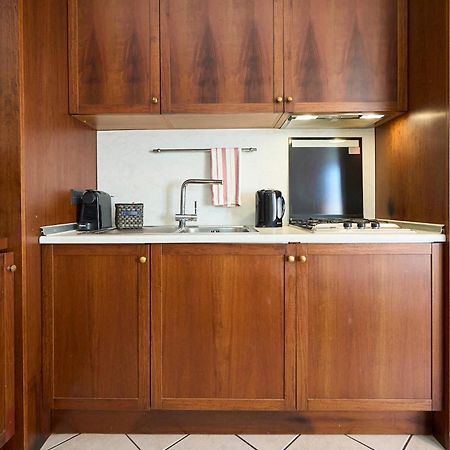 -Luminosa 5 Stars With Balcony- Wifi Netflix 15 Minutes From Duomo Apartment Milano Ngoại thất bức ảnh